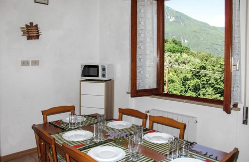 Santa Lucia Apartment | Cosy apartment for 10 people with WIFI, TV and terrace