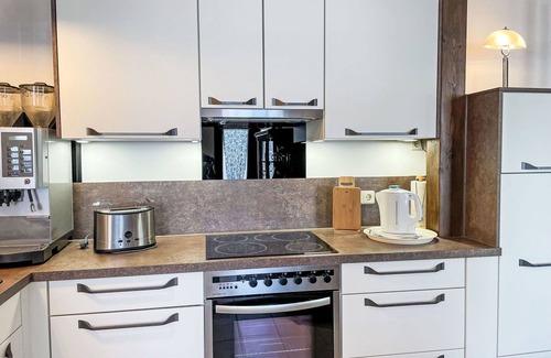 Gingst Apartment | Cosy apartment for 2 guests with WIFI, terrace, pets allowed and parking