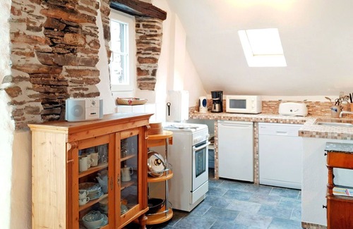 Ediger Apartment | Cosy apartment for 2 guests with WIFI, TV, balcony and parking