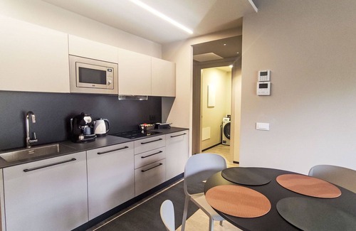 Arco Apartment | Cosy apartment for 3 people with WIFI, A/C, TV and patio