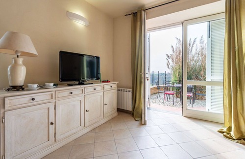 Fubine Apartment | Cosy apartment for 4 guests with pool, WIFI, TV, terrace and pets allowed