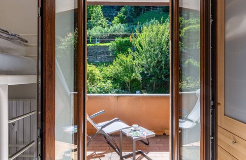 Dorio Apartment | Cosy apartment for 4 guests with WIFI, A/C, TV, balcony and panoramic view