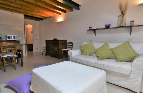 Este Apartment | Cosy apartment for 4 guests with WIFI, A/C and TV