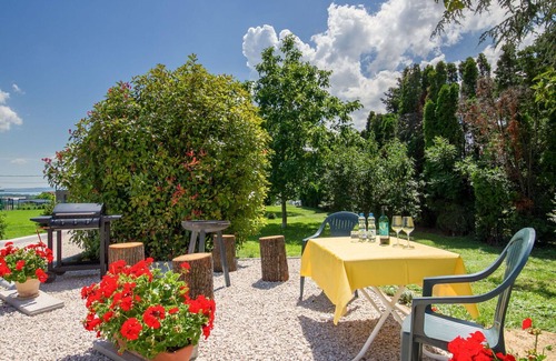 Cserszegtomaj Apartment | Cosy apartment for 4 guests with A/C, WIFI, TV and terrace