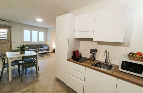 Baja Sardinia Apartment | Cosy apartment for 4 people with A/C, WIFI, TV and parking