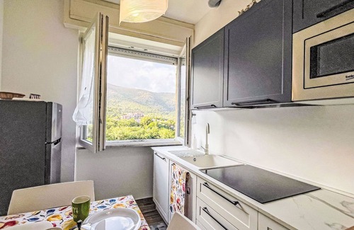 Ceriale Apartment | Cosy apartment for 4 people with WIFI, A/C, TV and balcony