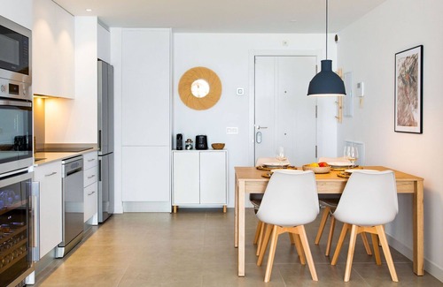 Los Llanos Apartment | Cosy apartment for 4 people with A/C, WIFI, pool, TV and patio