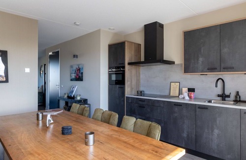 Sint-Annaland Apartment | Cosy apartment for 4 people with WIFI, TV and terrace