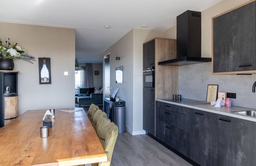 Sint-Annaland Apartment | Cosy apartment for 4 people with WIFI, TV and terrace