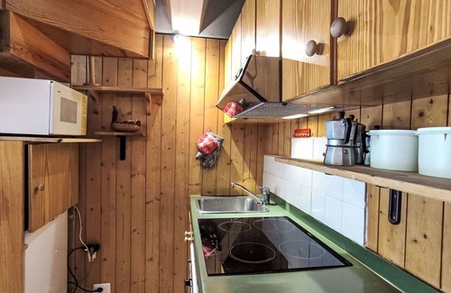 Marilleva Apartment | Cosy apartment for 5 guests with WIFI, TV and patio
