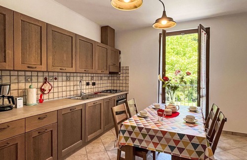 Savona Apartment | Cosy apartment for 5 guests with WIFI, TV, patio, pets allowed and panoramic view