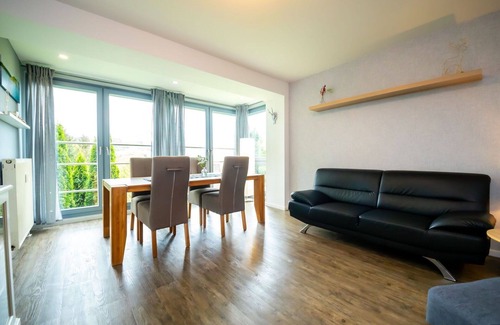 Luegde Apartment | Cosy apartment for 5 guests with WIFI, TV, terrace, pets allowed and parking