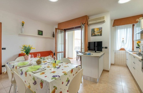 La Pietraia Apartment | Cosy apartment for 5 people with A/C, TV and balcony
