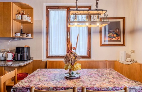 Sfruz Apartment | Cosy apartment for 5 people with WIFI, TV and terrace