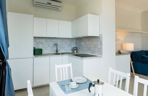 Bussana Apartment | Cosy apartment for 6 guests with A/C, WIFI, TV, balcony and pets allowed