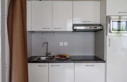 Baden Apartment | Cosy apartment for 6 guests with pool, WIFI, TV and terrace