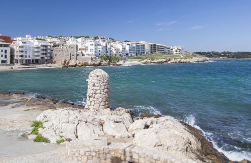 L'Escala Apartment | Cosy apartment for 6 people with A/C, WIFI, TV and terrace