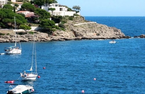 L'Escala Apartment | Cosy apartment for 6 people with A/C, WIFI, TV and terrace