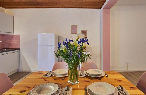 Claino Con Osteno Apartment | Cosy apartment for 6 people with WIFI, TV and pets allowed