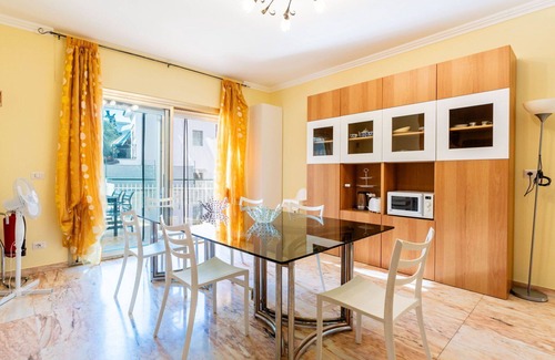 Taggia Apartment | Cosy apartment for 6 people with WIFI, balcony and pets allowed