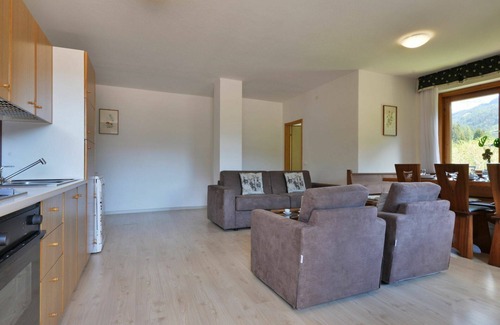 Moena Apartment | Cosy apartment for 7 guests with WIFI, TV, patio and pets allowed