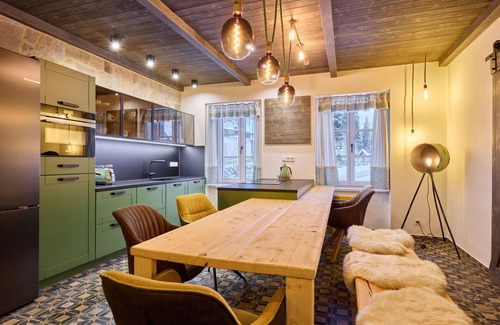 Pec pod Snezkou Apartment | Cosy apartment for 8 guests with WIFI, TV and parking