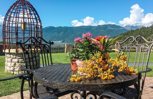 Coredo Apartment | Cosy apartment for 8 people with WIFI, TV, terrace and pets allowed