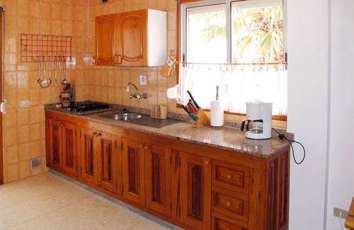 Las Cuevecitas Apartment | Cosy apartment for 4 guests with pool, WIFI, TV and terrace