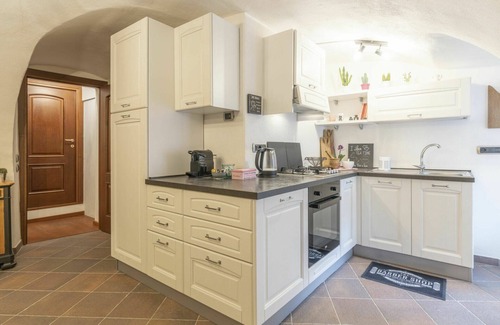 Dolceacqua Apartment | Cosy apartment for 4 guests with WIFI, TV and terrace