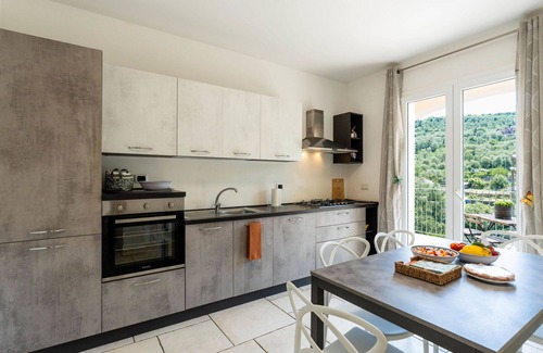 Pontedassio Apartment | Cosy apartment for 6 guests with pool, WIFI, patio and pets allowed