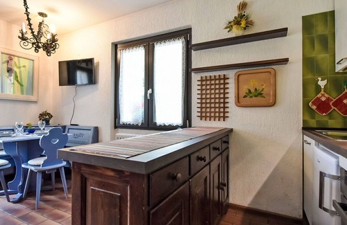 Cepina Apartment | Cosy apartment for 3 guests with WIFI, TV, terrace and pets allowed