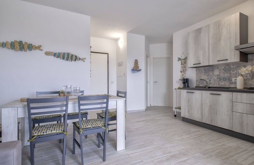 La Muddizza Apartment | Cosy apartment for 6 guests with pool, WIFI, A/C, TV, patio and pets allowed