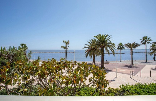 Nice Apartment | Cosy apartment for 4 guests with WIFI, TV, terrace and pets allowed