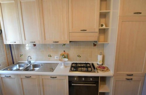 Ariano nel Polesine House | Cosy apartment in villa for 4 people with pool, WIFI, A/C, TV and patio