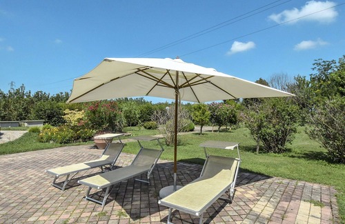 Ariano nel Polesine House | Cosy apartment in villa for 4 people with pool, WIFI, A/C, TV and patio