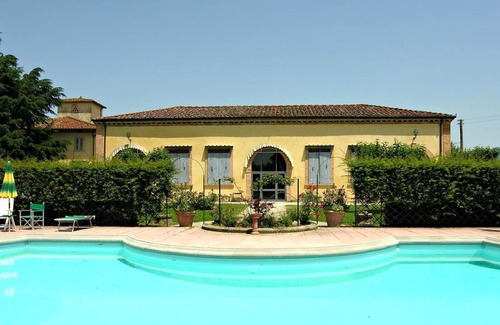 Scarperia e San Piero Villa | Cosy apartment in villa for 6 people with WIFI, pool, TV and panoramic view