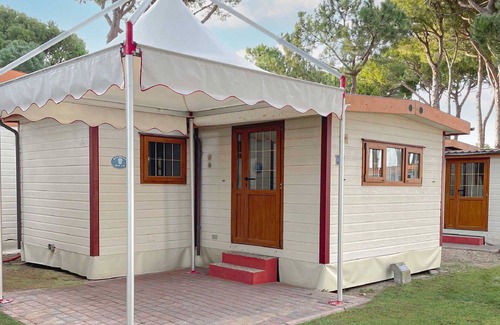Aglientu House | Cosy apartment in villa for 4 guests with WIFI, pool, A/C, TV, patio, pets allowed and parking