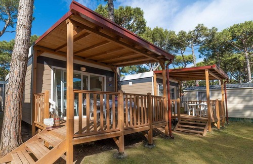 Cavallino-Treporti House | Cosy apartment in villa for 6 guests with A/C, pool, WIFI, TV and terrace