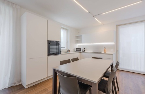 Pinzolo Villa | Cosy apartment in villa for 6 guests with WIFI, TV and balcony
