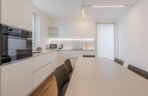 Pinzolo Villa | Cosy apartment in villa for 6 guests with WIFI, TV and balcony