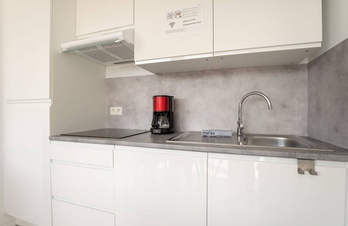 Klemskerke House | Cosy apartment in villa for 4 people with A/C, WIFI, TV, terrace and pets allowed