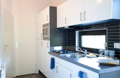 Noordoostelijk van Schaarsbergen House | Cosy apartment in villa for 4 people with pool, WIFI, TV and terrace
