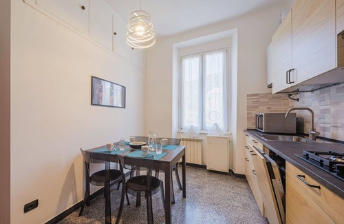 Riva Trigoso Apartment | Cosy apartment for 4 guests with WIFI, TV and balcony