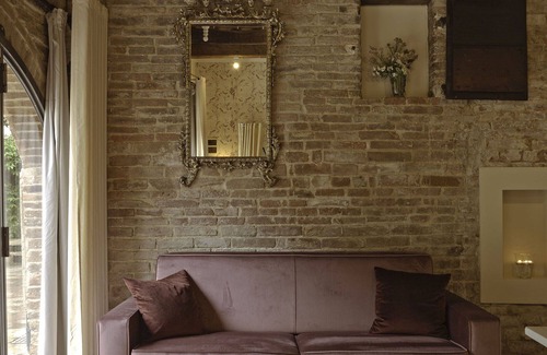 Chiusi Other | Cosy apartment with A/C, private pool, WIFI, TV, veranda, pets allowed, close to Montepulciano