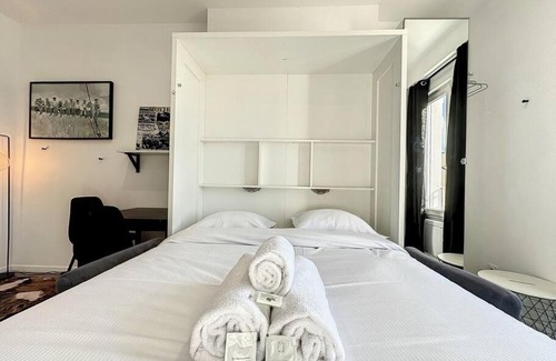 Grand Clement Apartment | Cosy appart Perrin 1