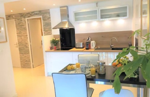 Riou - Petit Juas - Av de Grasse Apartment | Cosy Appartement Avec Grande Terrasse-central-calme