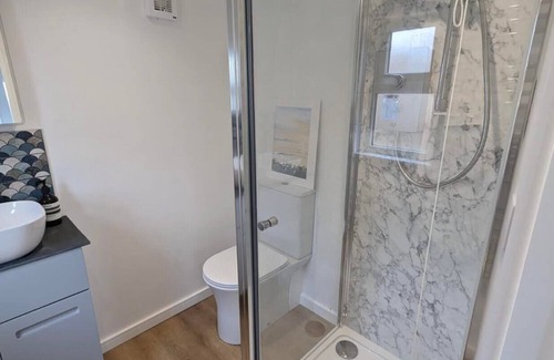 Gooseham Cabin | Cosy Cabin Devon - 3 mins walk to pub