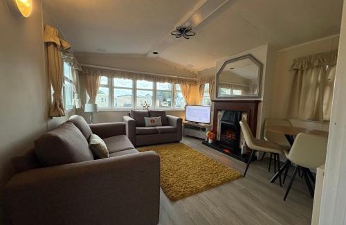 Cairnryan House | Cosy Caravan by the sea