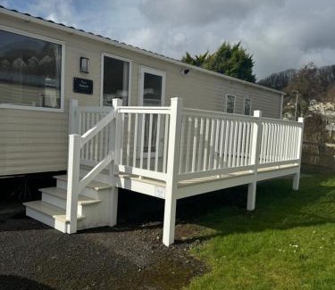 Pendine Resort | Cosy Caravan