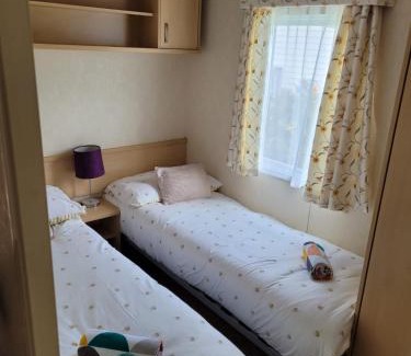 Llwyngwril Other | Cosy caravan Sunbeach
